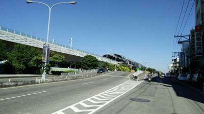 配合精武路地下道施工 東光陸橋12/6封閉拆除機車道