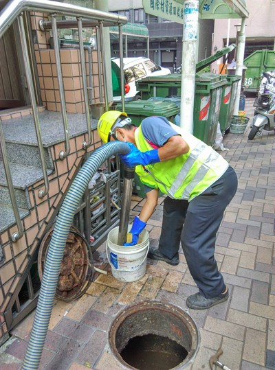 激勵士氣  中市清潔隊員「國旅卡」福利不變