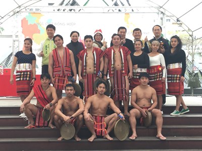 東協市集聖誕節活動 充滿菲律賓風情