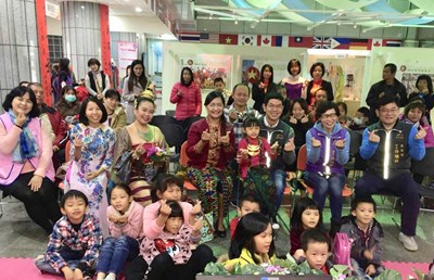 中市推多國語言「新住民在台生活簡訊」懶人包 助新住民解決生活大小事