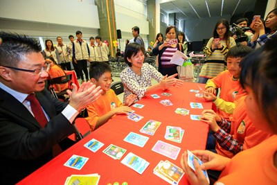 中市府全國首創兒少高風險家庭桌遊 助兒少提升自我保護意識