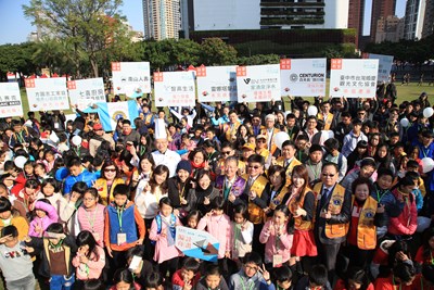 編舟計畫啟蒙體驗營園遊會 市長夫人與300學童同樂