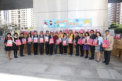 順仁兄弟會捐書包嘉惠北屯16校弱勢學童 林副市長見證