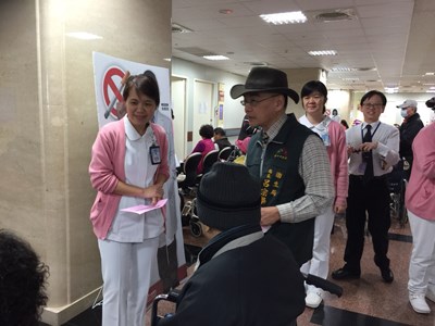 醫院門診接種總動員 中市衛生局籲就診民眾施打流感疫苗