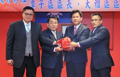 中市原民會主委交接布達 林市長感謝永遠的「台中隊」一員