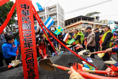 后里區文明路福德祠在市長林佳龍及地方見證下動土