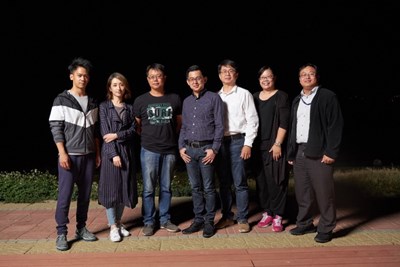 大合照。左起為演員李淳、柯佳嬿、導演賴孟傑、台中市政府新聞局局長卓冠廷、台中市影視發展基金會執行長林盈志、副執行長吳蓓琳、台中市政府新聞局影視發展科科長劉仲偉。