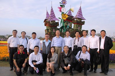 新社花海花毯美名遠揚 遼寧鐵嶺市、日本山口縣率團觀摩