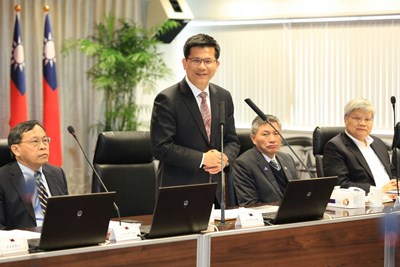 經發諮詢委員會議首度召開 林市長邀產官學界為臺中拚經濟