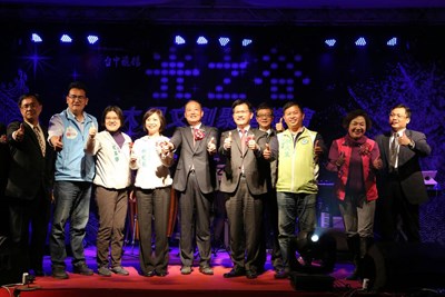 光之谷-大里文創聚落燈會接棒亮燈  結合數位科技吸睛十足