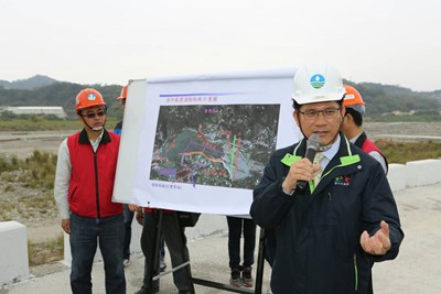 因應臺中二階限水 林市長與中央巡視石岡壩關心供水情況