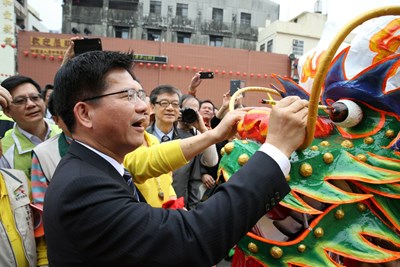 舞龍點睛  林市長為台灣祈福、祈雨