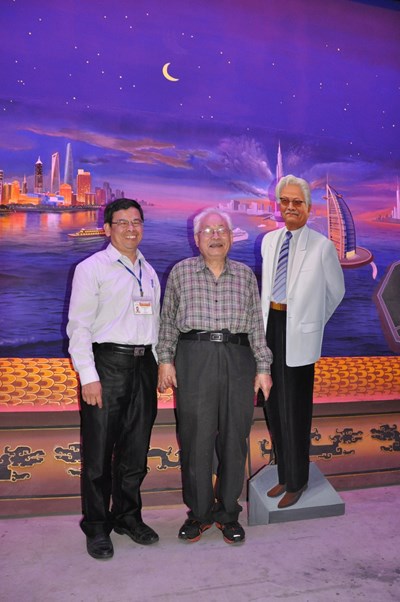 傳承戲臺布景彩繪技藝       侯壽峰紀錄專書明年出版