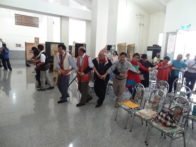 消失的文面 田貴實台灣文面族群特展呈現原住民傳統文化意義