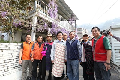 再訪梨山  林市長訪松茂部落遷村居民  納入「和平專案」持續關心