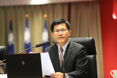 BRT藍線改優化公車專用道 7月8日上路