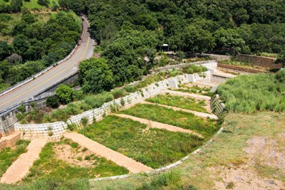 鰲峰山野溪整治工程  保障下游民眾生命財產安全