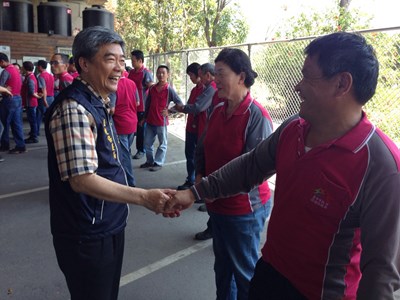 行動關懷不打烊      環保局長官慰勉清潔隊員