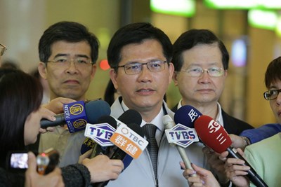 林市長慰問傷患、亡者家屬 承諾絕對扛起責任