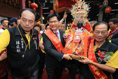 林市長迎旱溪媽祖起駕 盼臺中媽祖文化躍上國際舞臺