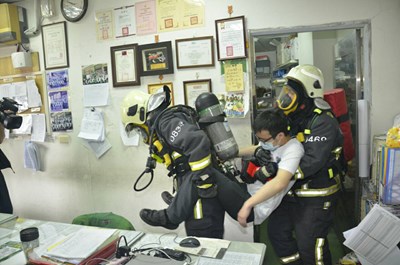 鐵皮屋超市危險性高 消防局加強火災搶救演練