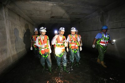 檢驗看不到的建設   行動市長林佳龍親自視察雨水下水道