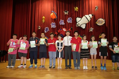 關懷特教生 市長夫人勉勵臺中啟聰、臺中特教畢業生