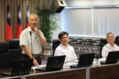 閒置墓地森林化 鄉土作家吳晟分享種樹經驗 保留台灣原生樹種