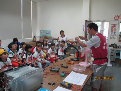 清淨園區資源回收二手物展售及家電維修服務 小朋友暑假學習環保好去處