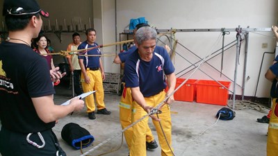 中市義消第三大隊及第八大隊辦理成果考評   展現救災技能