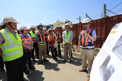 視察沙鹿陸橋改建工程 林副市長肯定工程單位用心 提醒做好防颱措施