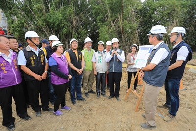 林市長視察沙鹿福興橋下游排水工程 加強防颱措施