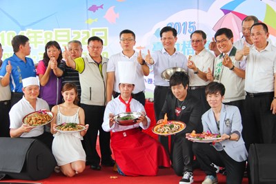 台中梧棲小卷季登場 萬份小卷料理免費品嚐