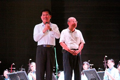 夏客有樂町 客家國樂團圓滿戶外劇場熱鬧開演