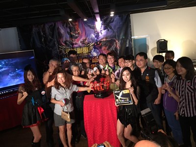 電子盃LOL電競聯賽8/29熱血開賽