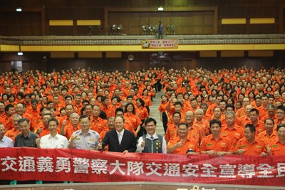 中市義交大隊訓練 林市長鼓勵盼攜手建構優質交通環境