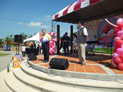 火龍果嘉年華外埔登場 張副市長讚台中火龍果全台最棒