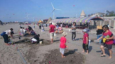 藍帶海洋觀光季閉幕 12萬人次遊客嗨翻大安濱海樂園