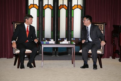 中市產業4.0旗艦計畫第3棒 逢大與紐倫堡大學簽科技合作計畫意向書