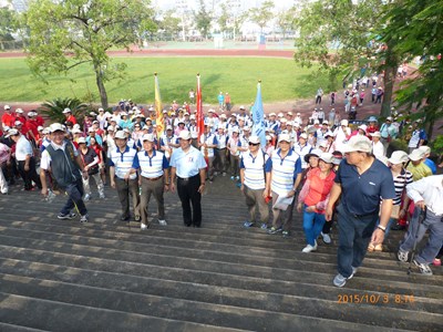 中市第二信用合作社萬人健行活動 潘副市長：打造台中成為運動城市