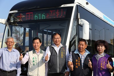 滿足觀光、就學與就醫需求 海線民眾喜迎雙節公車