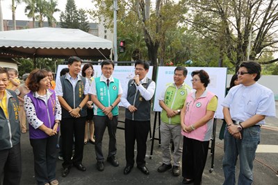 樂業路整修後提早開放    地方民眾開心慶祝