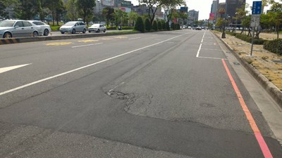五權西路路平再納入自來水管汰換工程 市府與水公司合作 一次到位確保道路長期品質