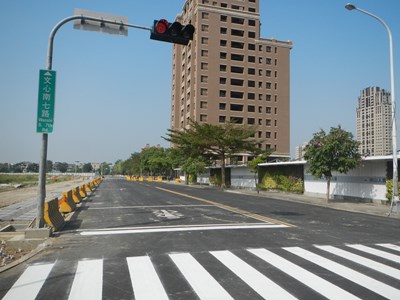 地政局力推重劃「心」服務 南屯區文心南七路即日起開放通行