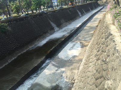 北區麻園頭溪溝中溝修復完工     改善護岸避免淹水