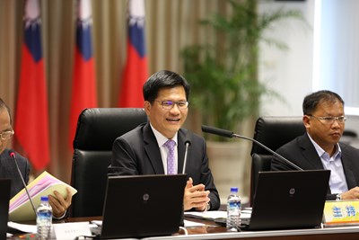 中市府推動「公車進校園」 改善大專院校交通安全