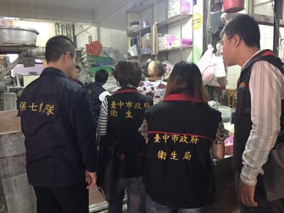 衛生局稽查製麵廠 5家業者違規使用添加物於麵條製程  已要求全數銷毀