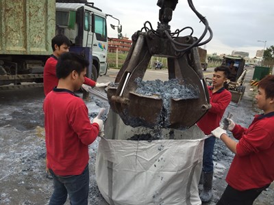 弘文中學遭違法傾倒廢棄污泥 昨日清除完畢