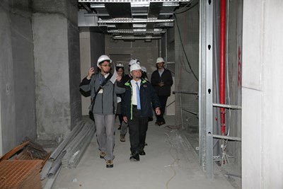 中市府春安勞動突擊檢查 中正國民運動中心工地開罰6至30萬元