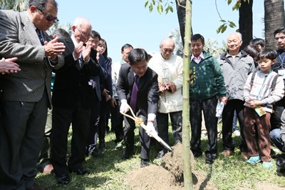 追思228 林市長籲中央成立事件真相與和解委員會